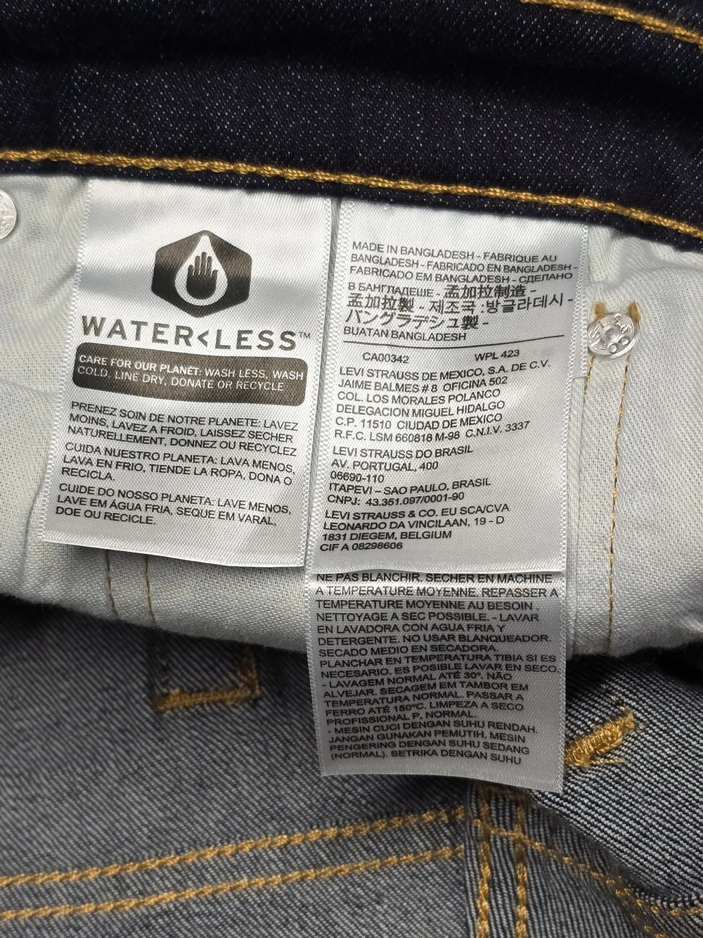 Levi's 511 Slim Skinny Men's Jeans in Dark Indigo with Yellow Stitching